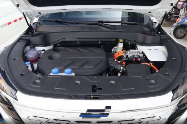 中型插混SUV蓝电E5只需9.98万，这性价比让欧尚Z6 iDD望尘莫及