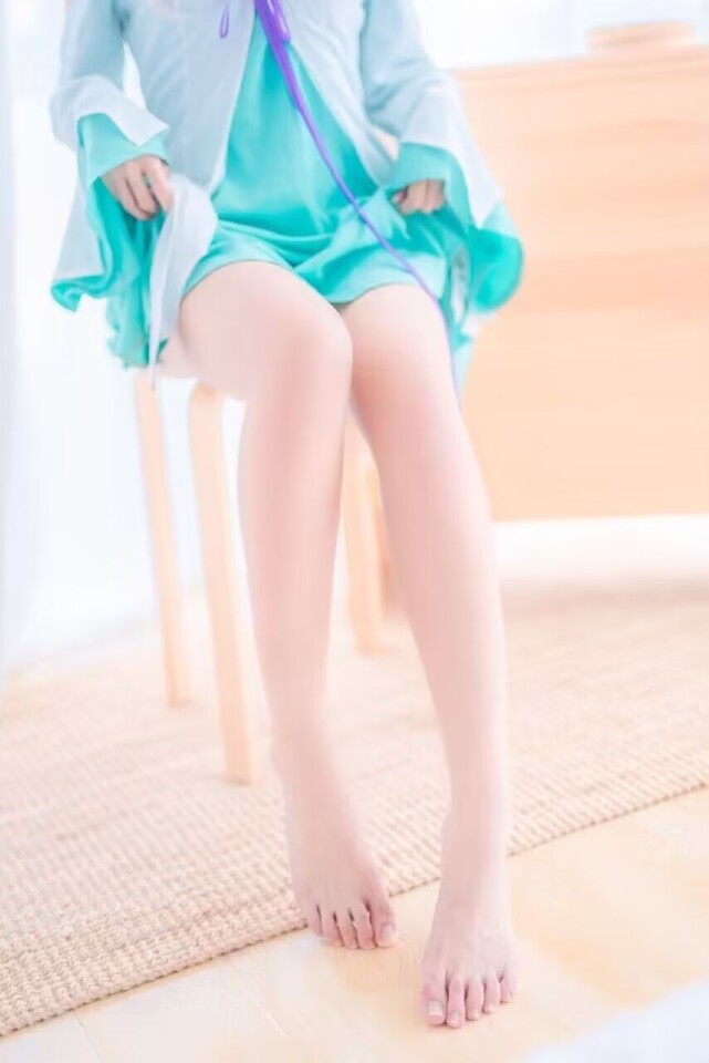 青春的马尾辫姑娘