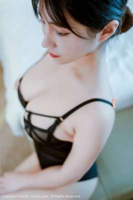 丰乳肥臀图片