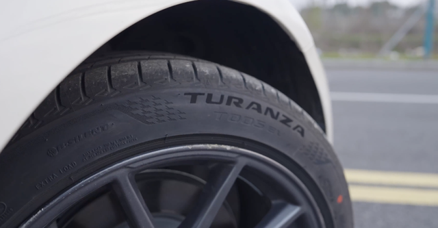 换条轮胎体验大不同！普利司通新能源车专用轮胎有哪些黑科技？