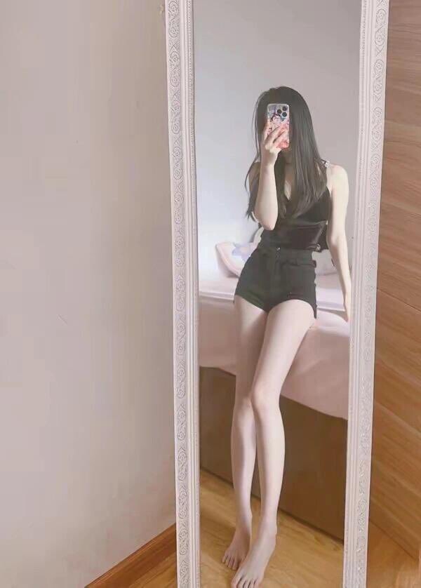 姹紫嫣红千姿百态妖娆多姿都没有我马凡舒诱人