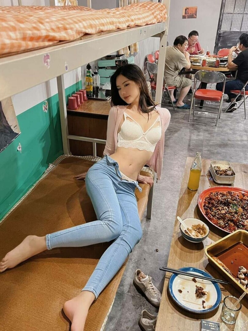 大奶子人间不可多得