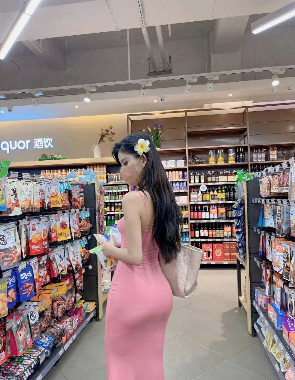 大奶子人间不可多得