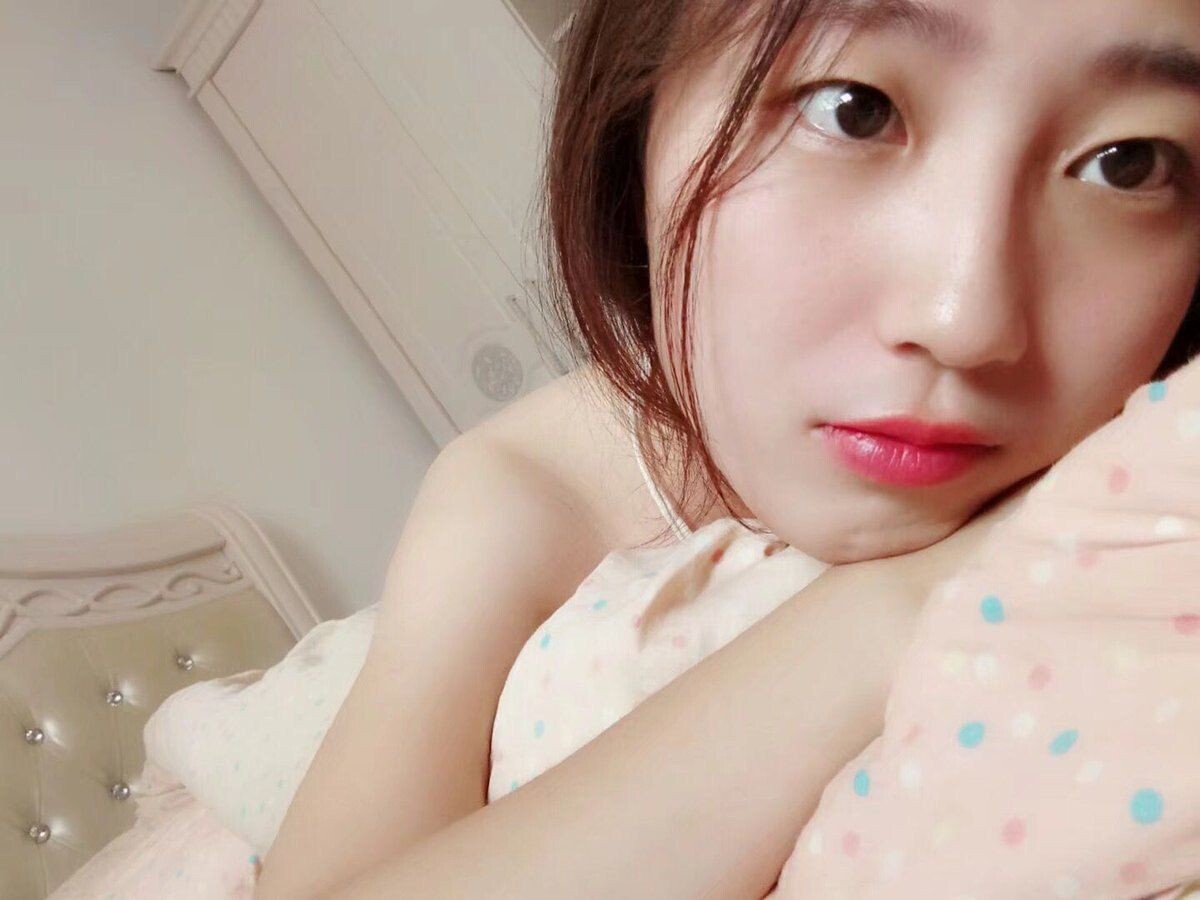 反差骚货 [50P]
