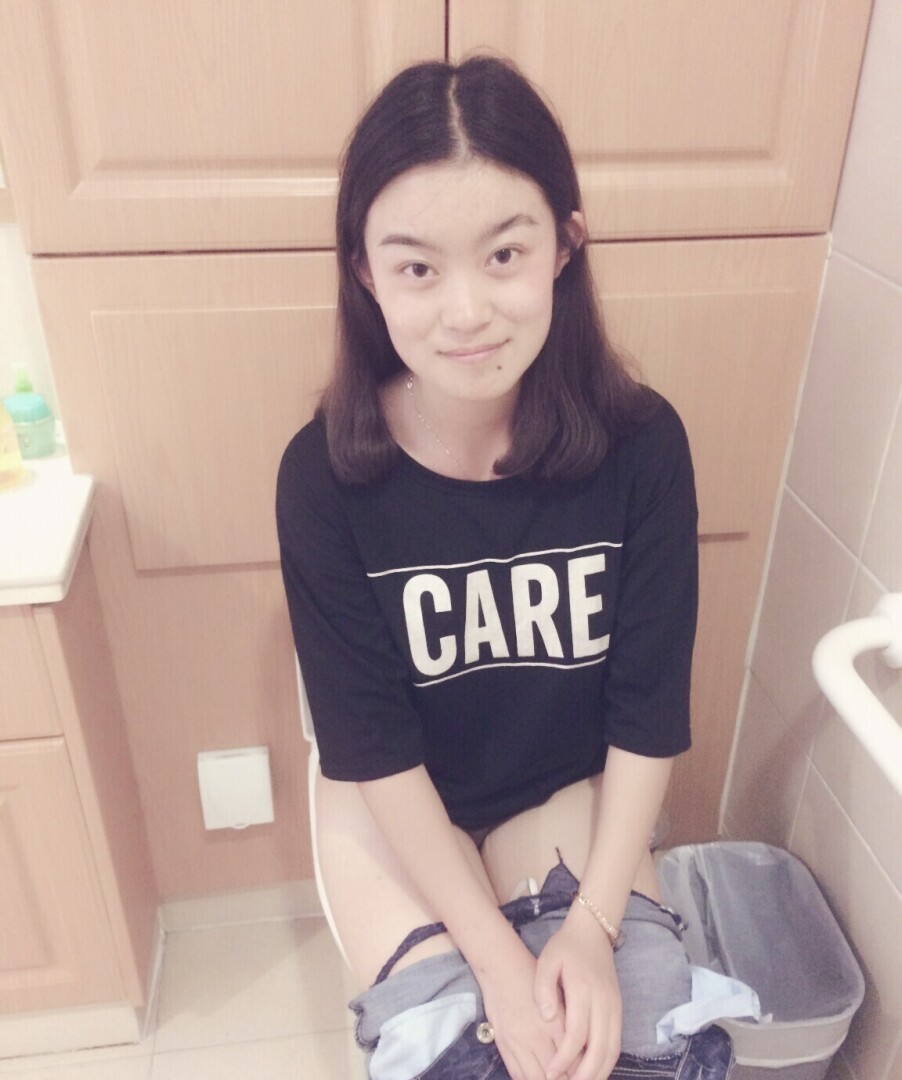 露脸骚妹子来了[98P]