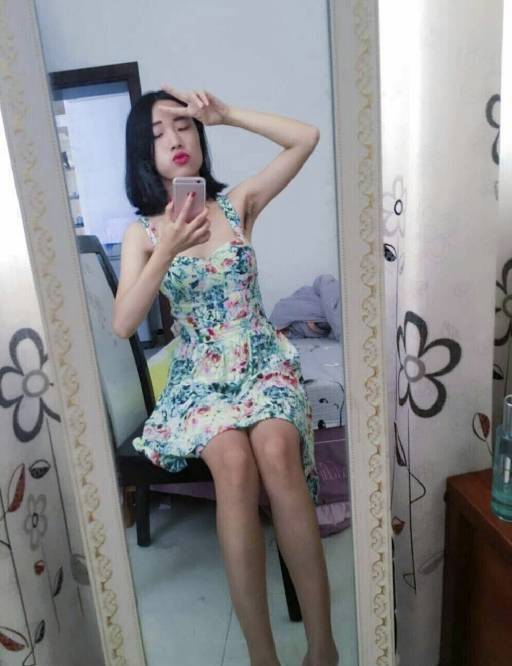 露脸骚妹子来了[98P]