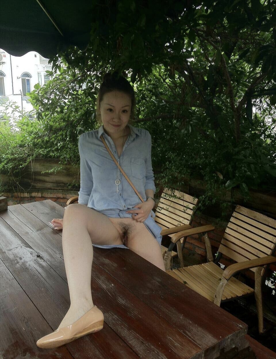 露脸骚妹子来了[98P]