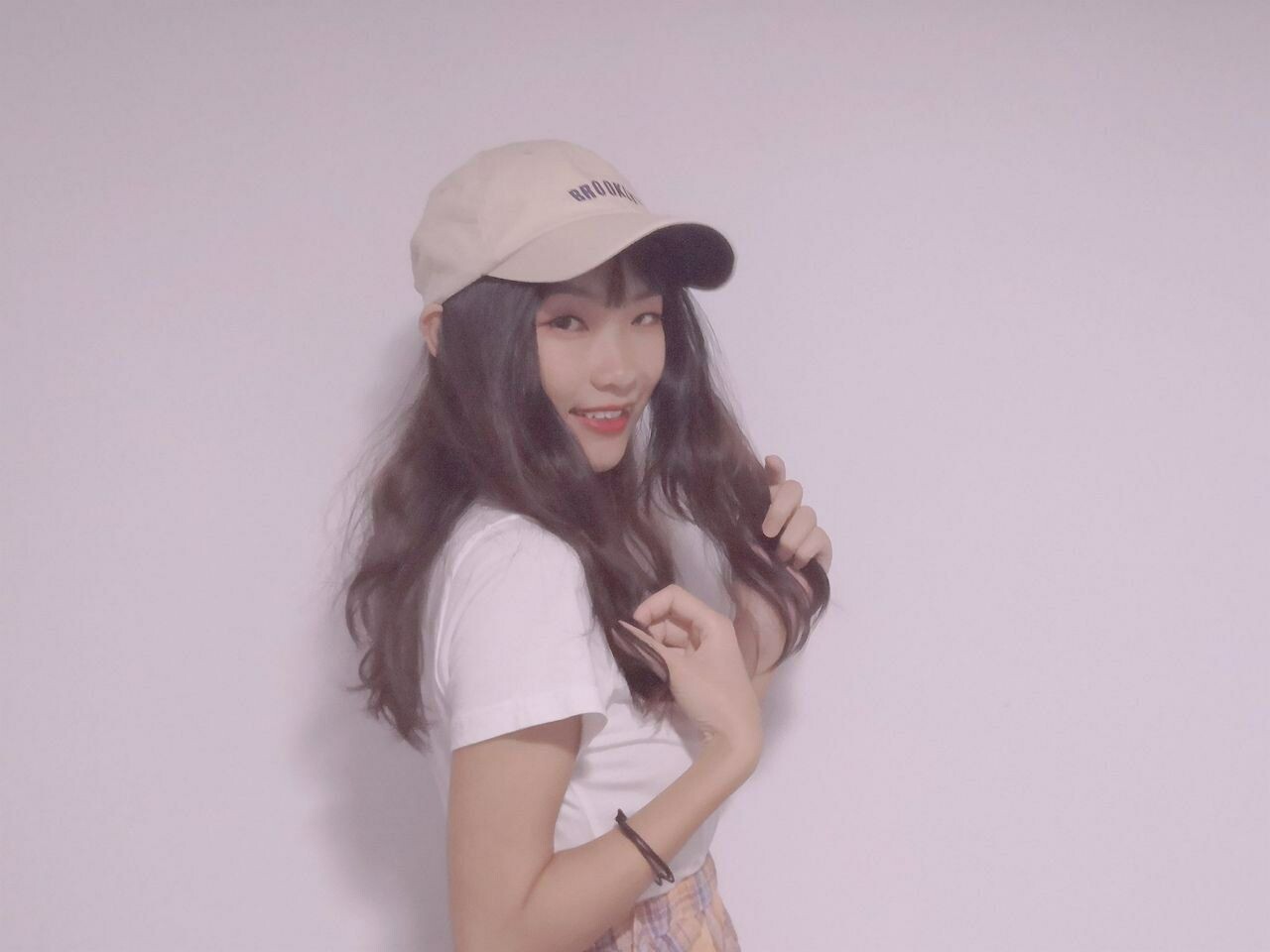 露脸骚妹子来了[98P]