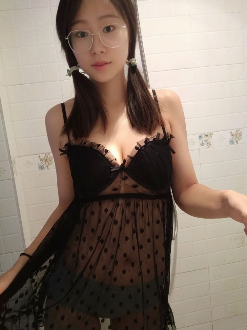 美女出来玩啊 [100P]