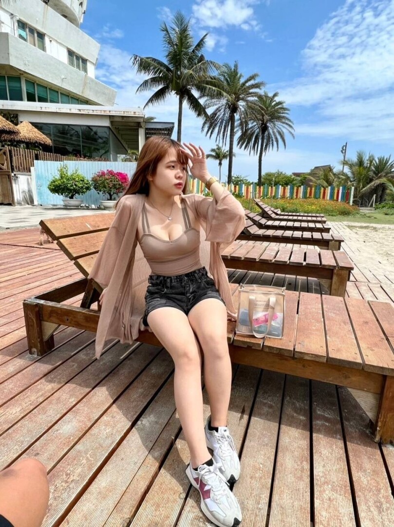 美女出来玩啊 [100P]