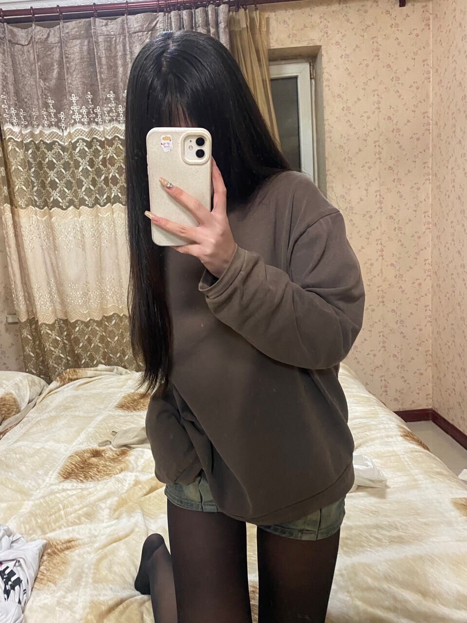 清纯外表的反差女孩[25P]