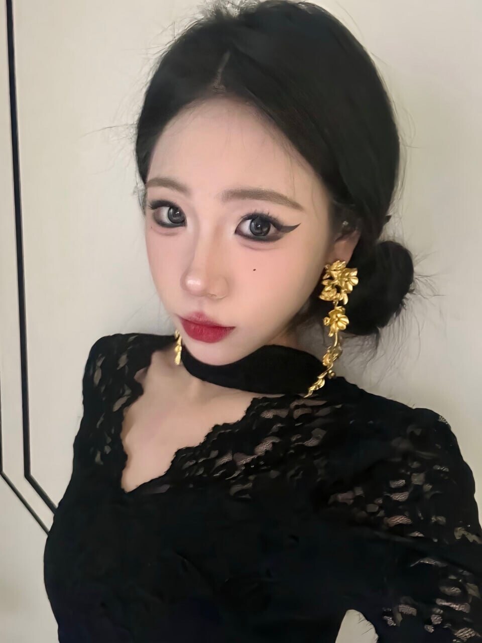 清纯外表的反差女孩[25P]