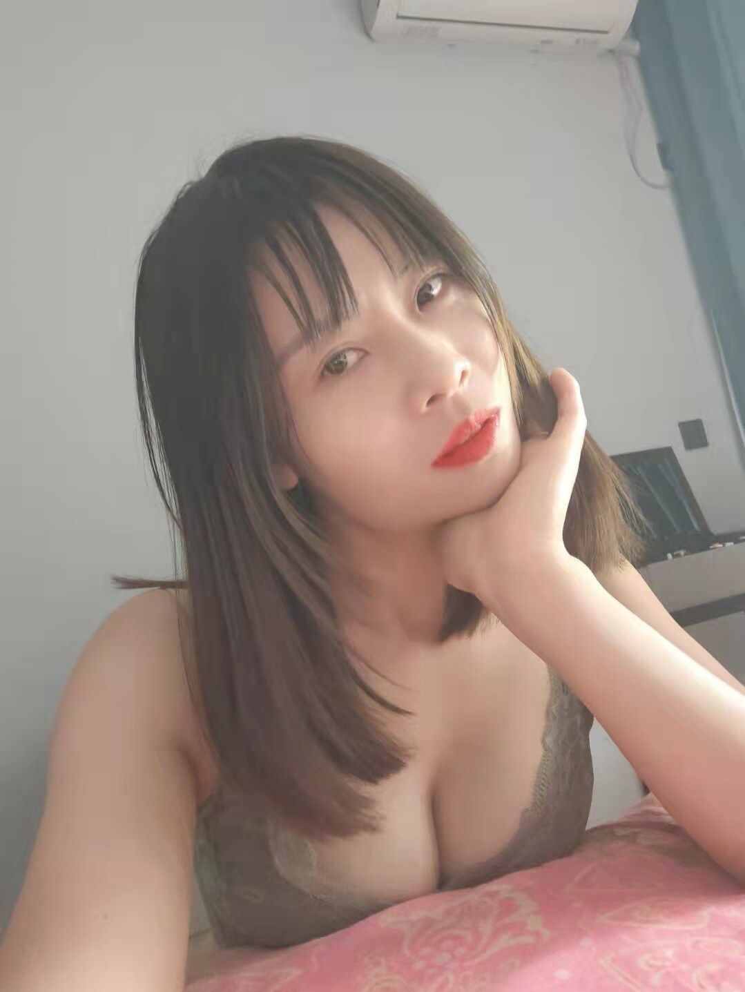 小区里的少妇[66P]