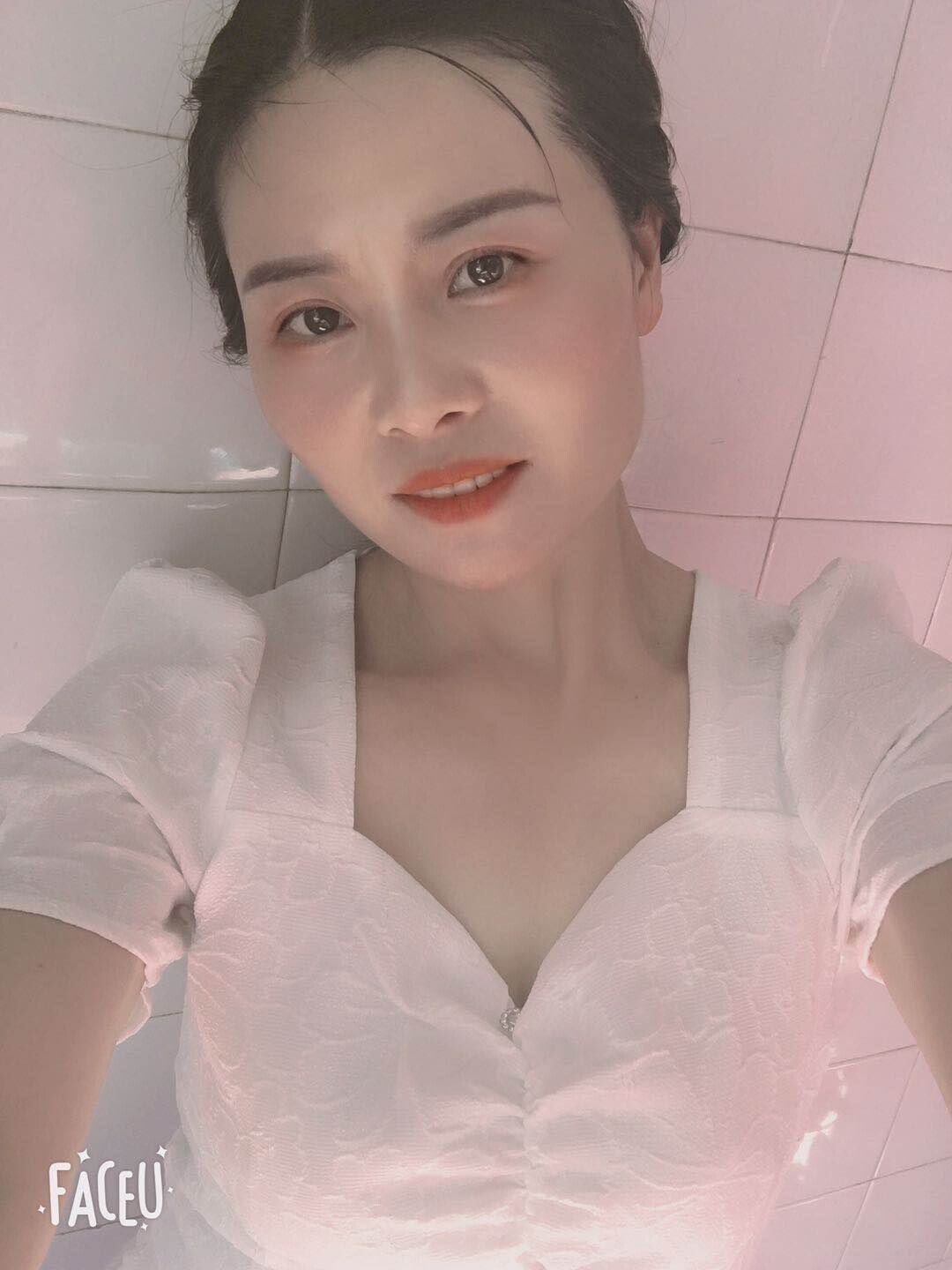 小区里的少妇[66P]