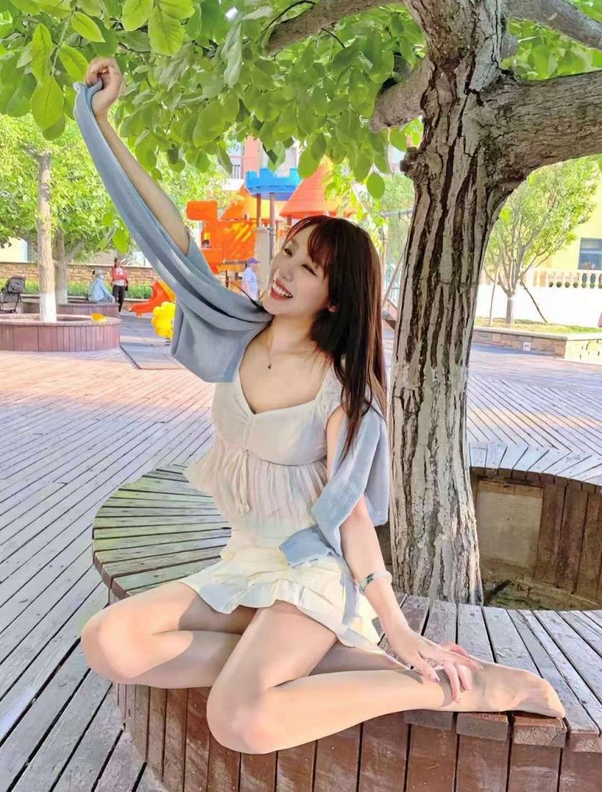 漂亮的女老师[28P]
