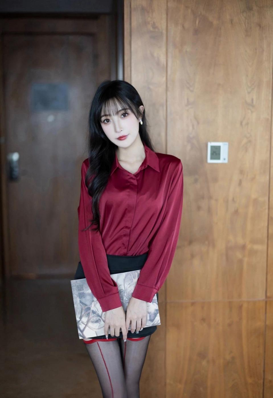 漂亮的少妇[28P]