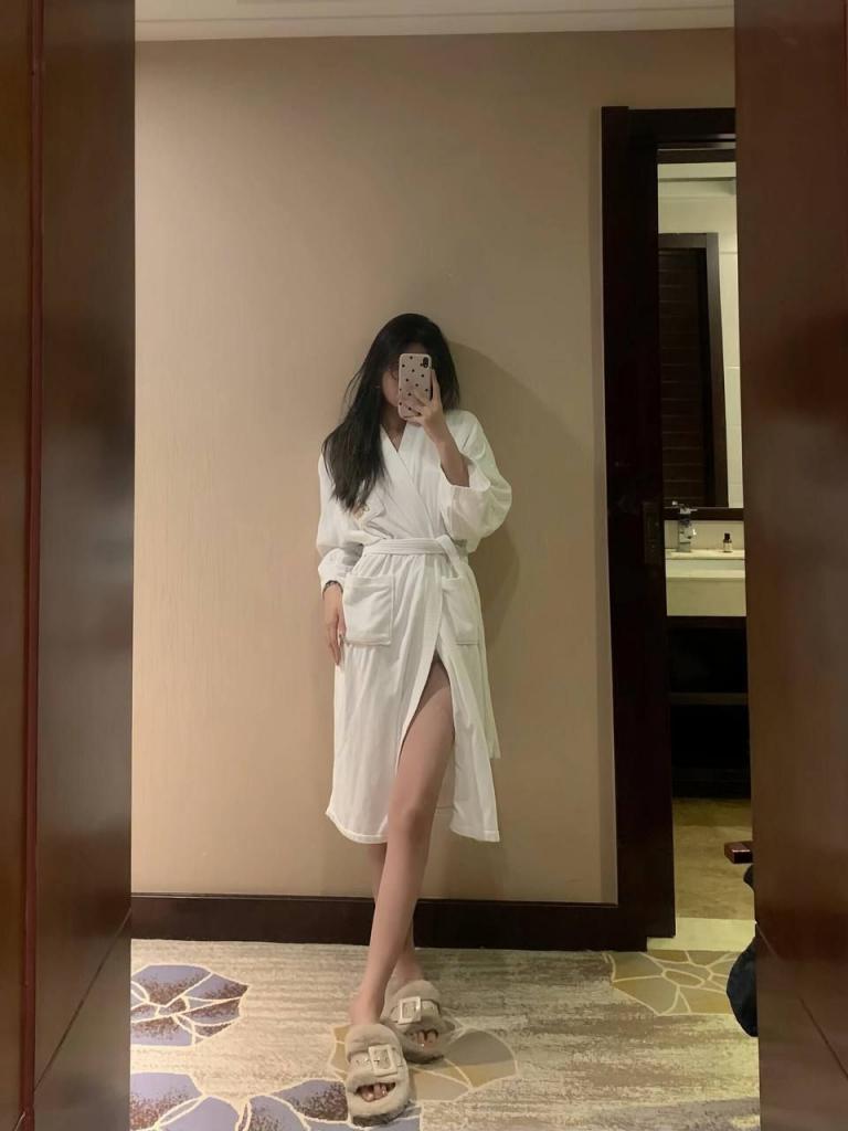 人妻[30P]