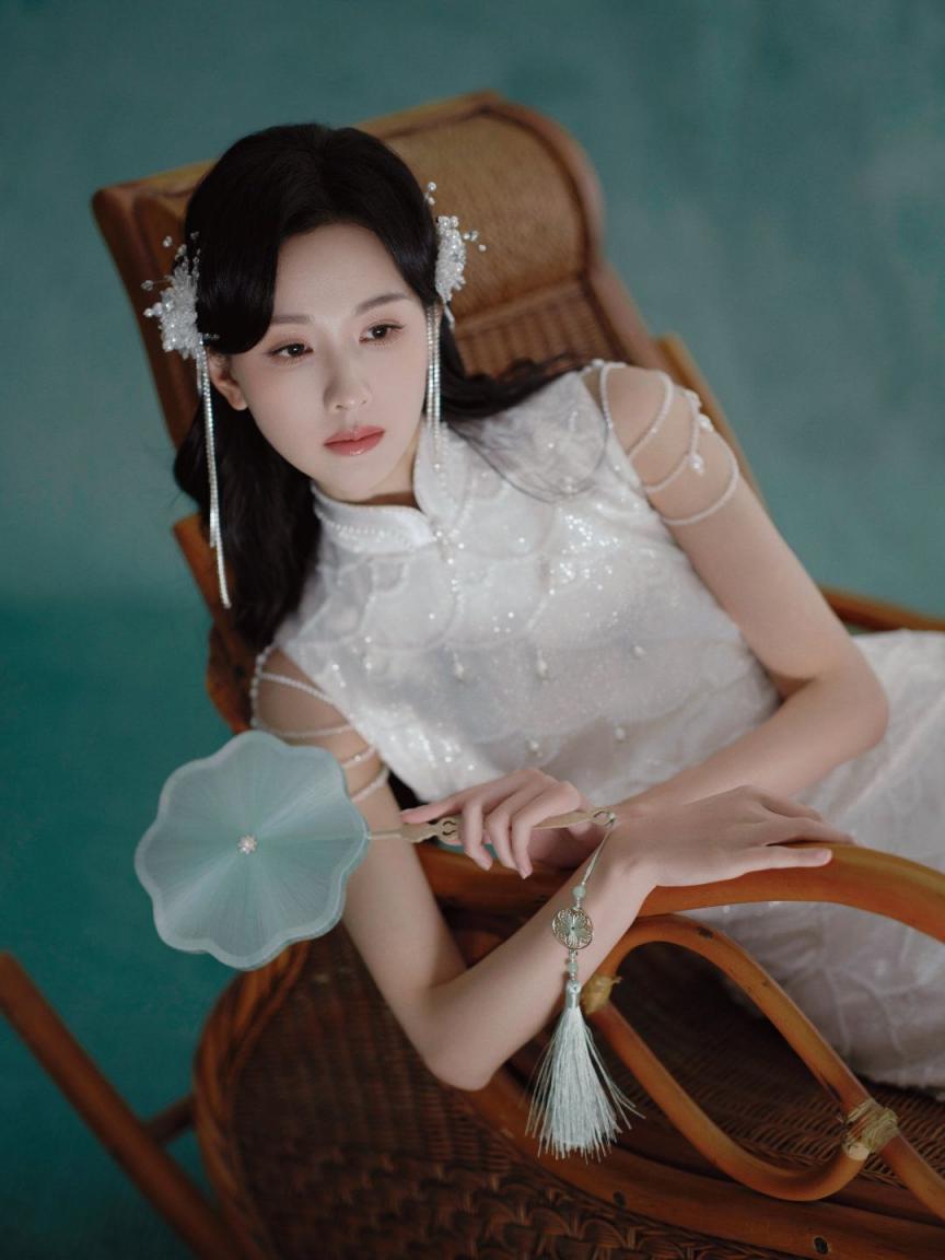 与众不同的气质女神[28P]