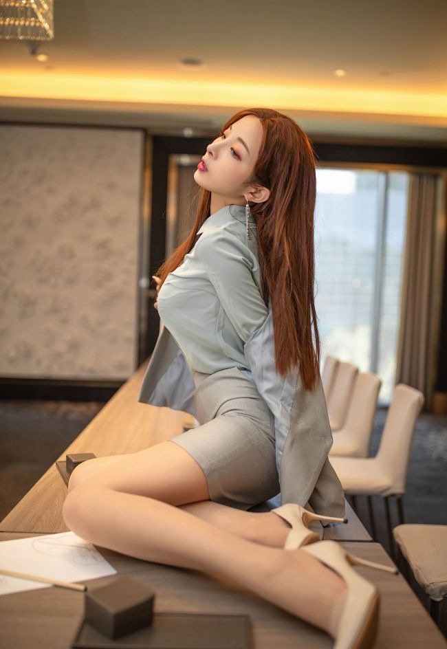 女秘书的诱惑