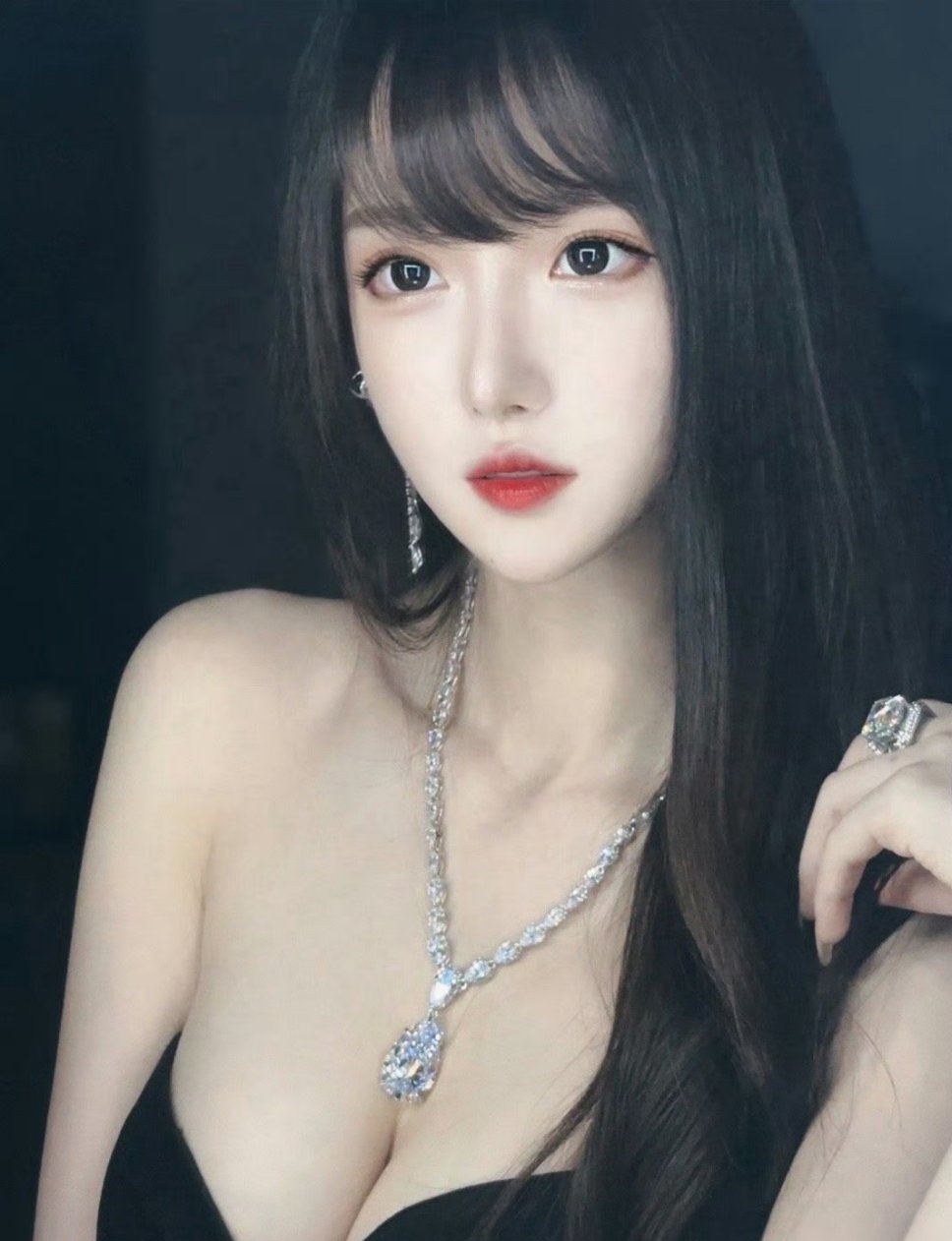 漂亮的女孩[36P]