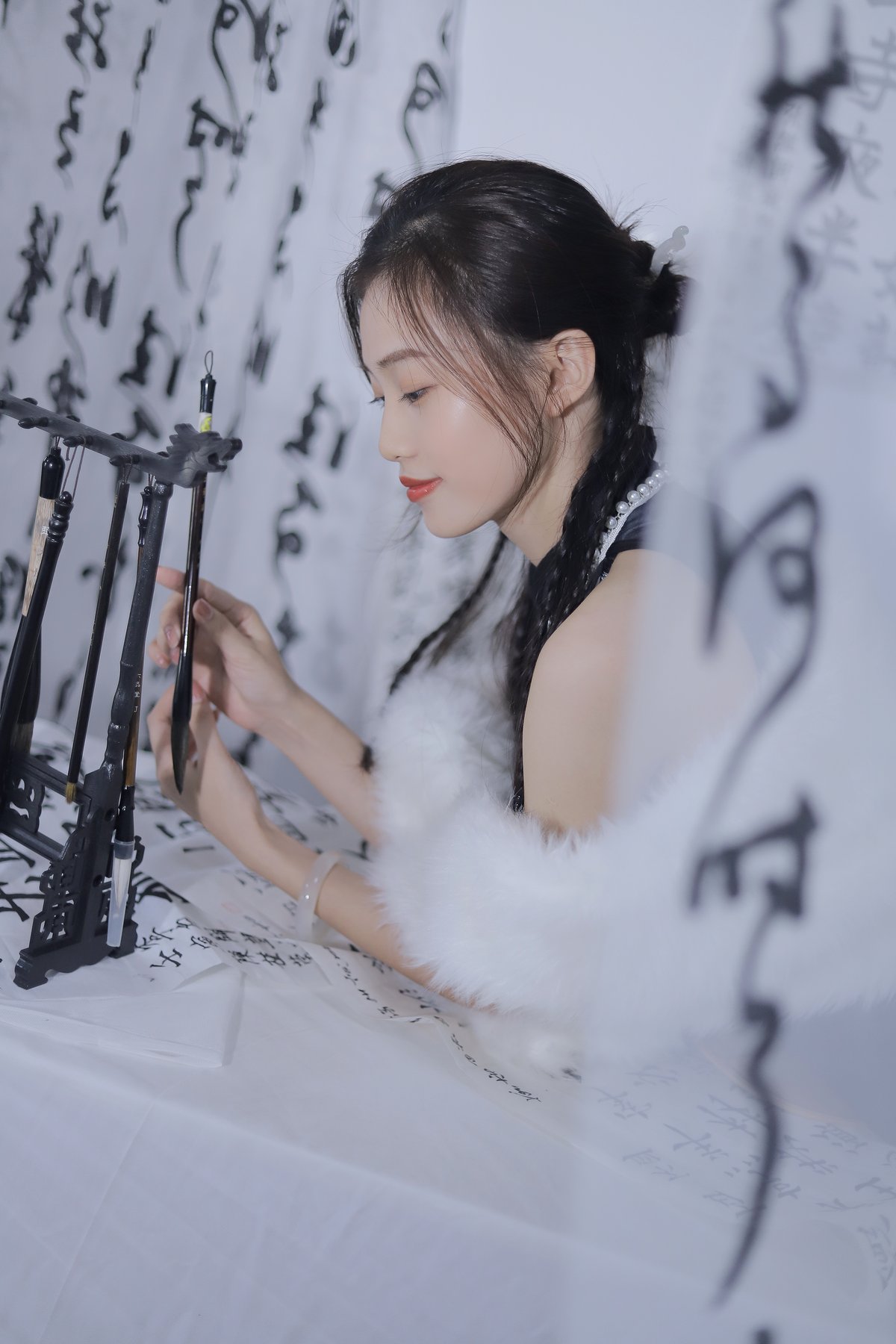 素人［28P］