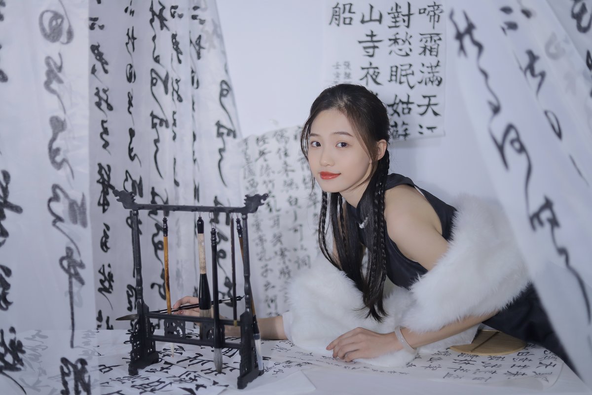 素人［28P］