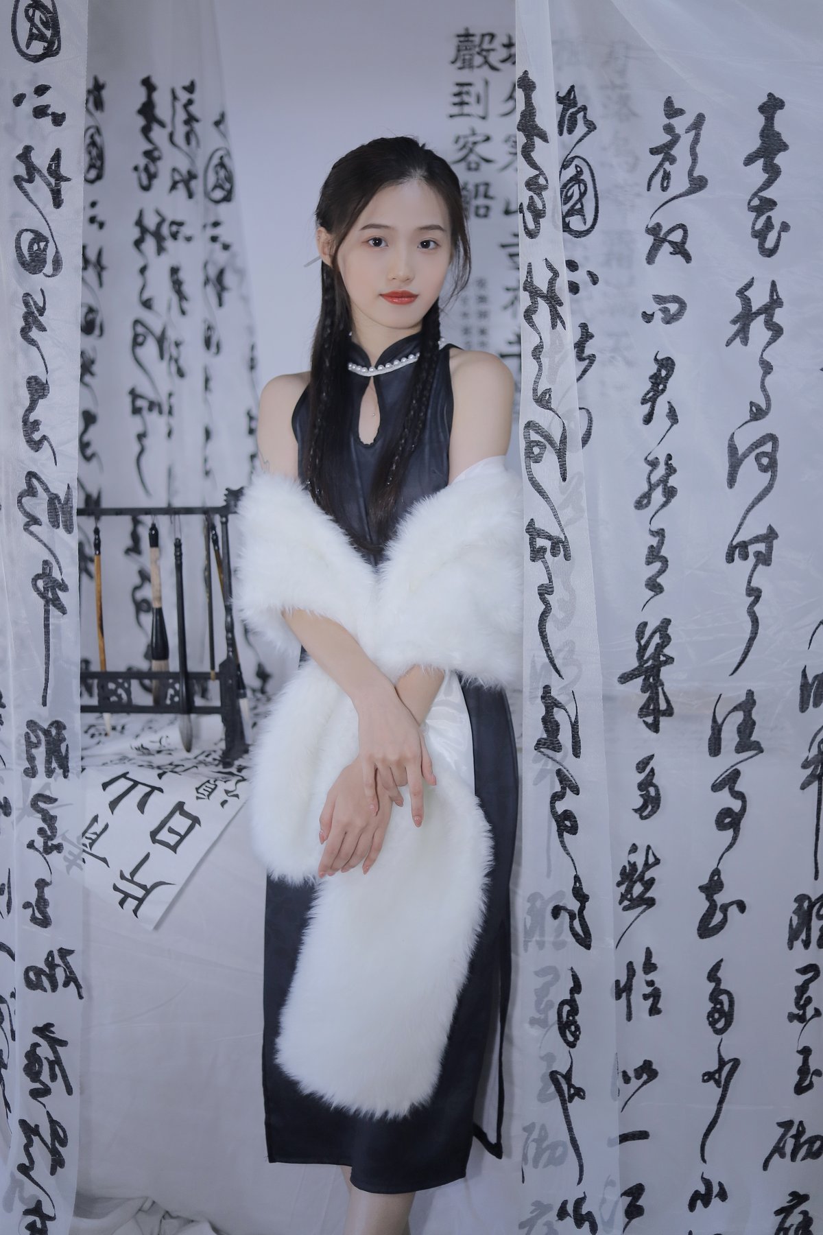 素人［28P］