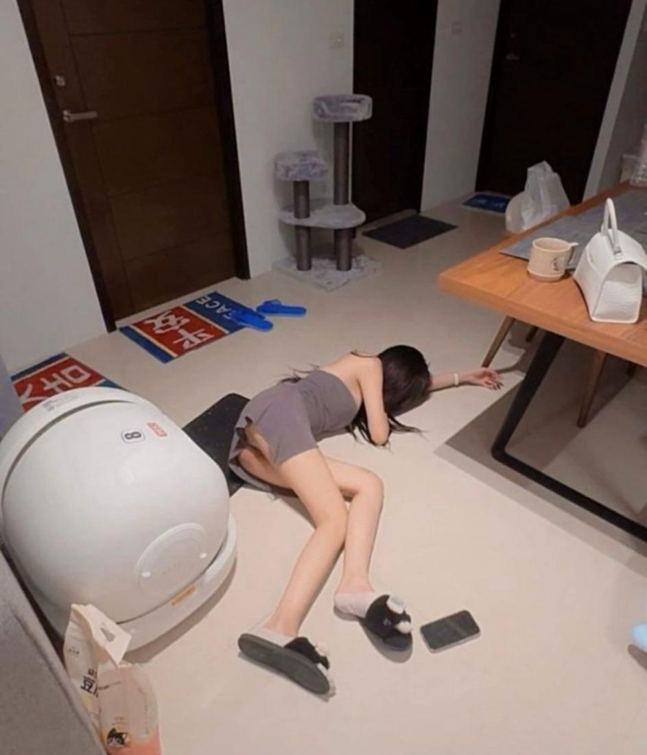 少妇若隐若现的诱惑