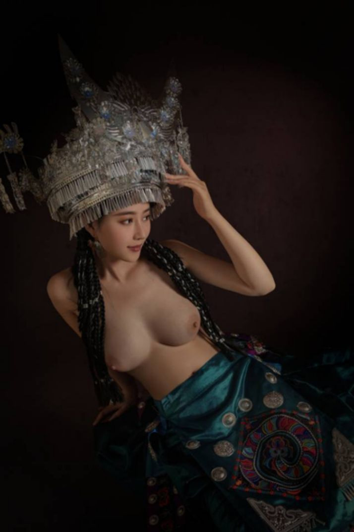 苗族姑娘 [27P]