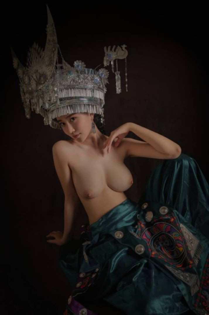 苗族姑娘 [27P]