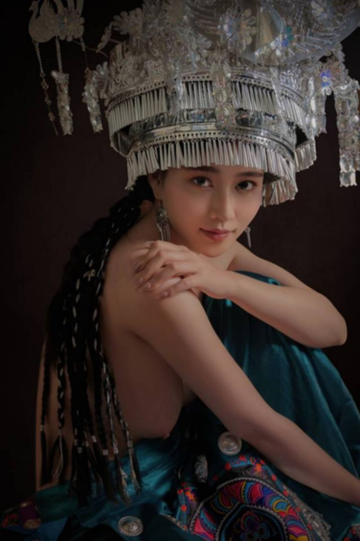 苗族姑娘 [27P]