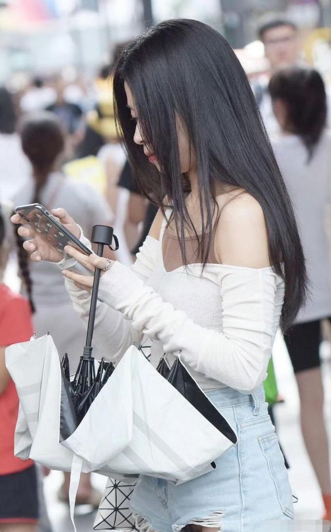 齐逼短裤的诱惑