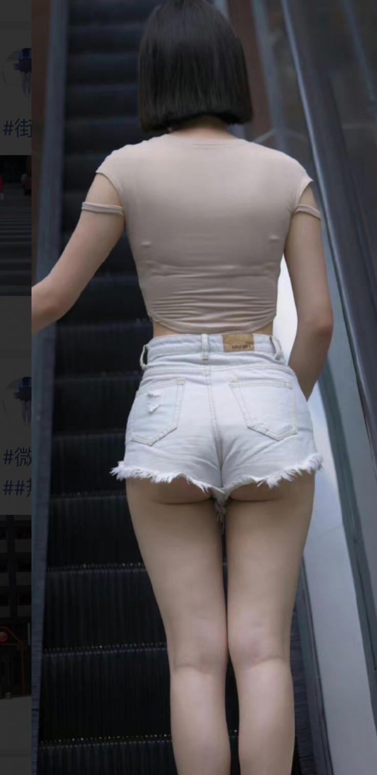 内裤下肥美的鲍鱼