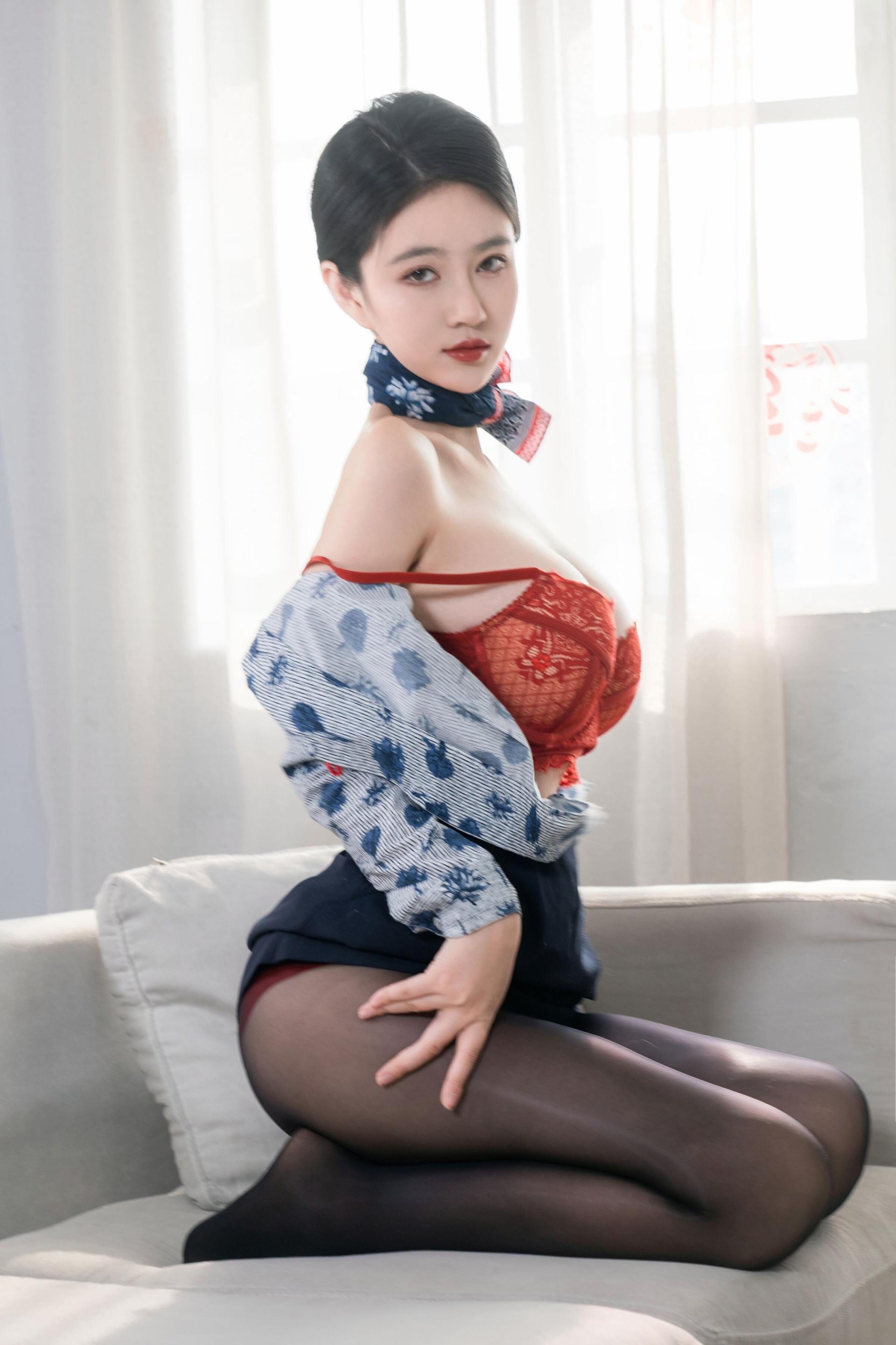 年年-空姐系列两套