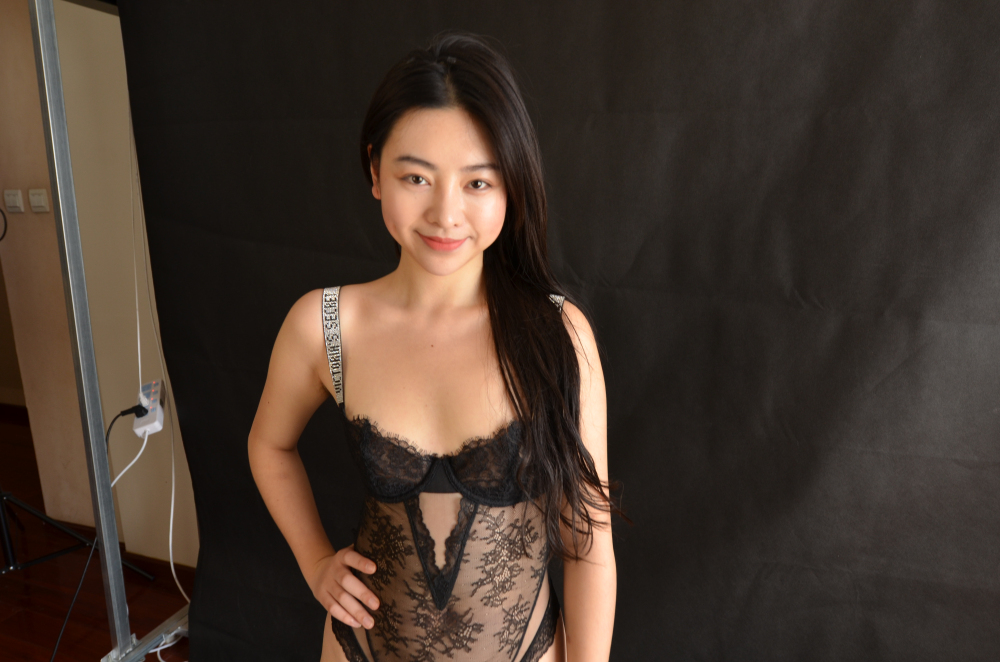 极具韵味的风骚小少妇
