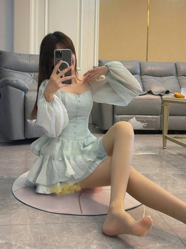 [美足分享] 喜欢美美的香喷喷可舔可嘬的脚丫丫