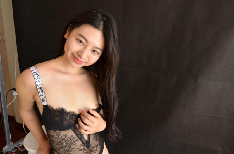 气质很舒服的绝色少妇