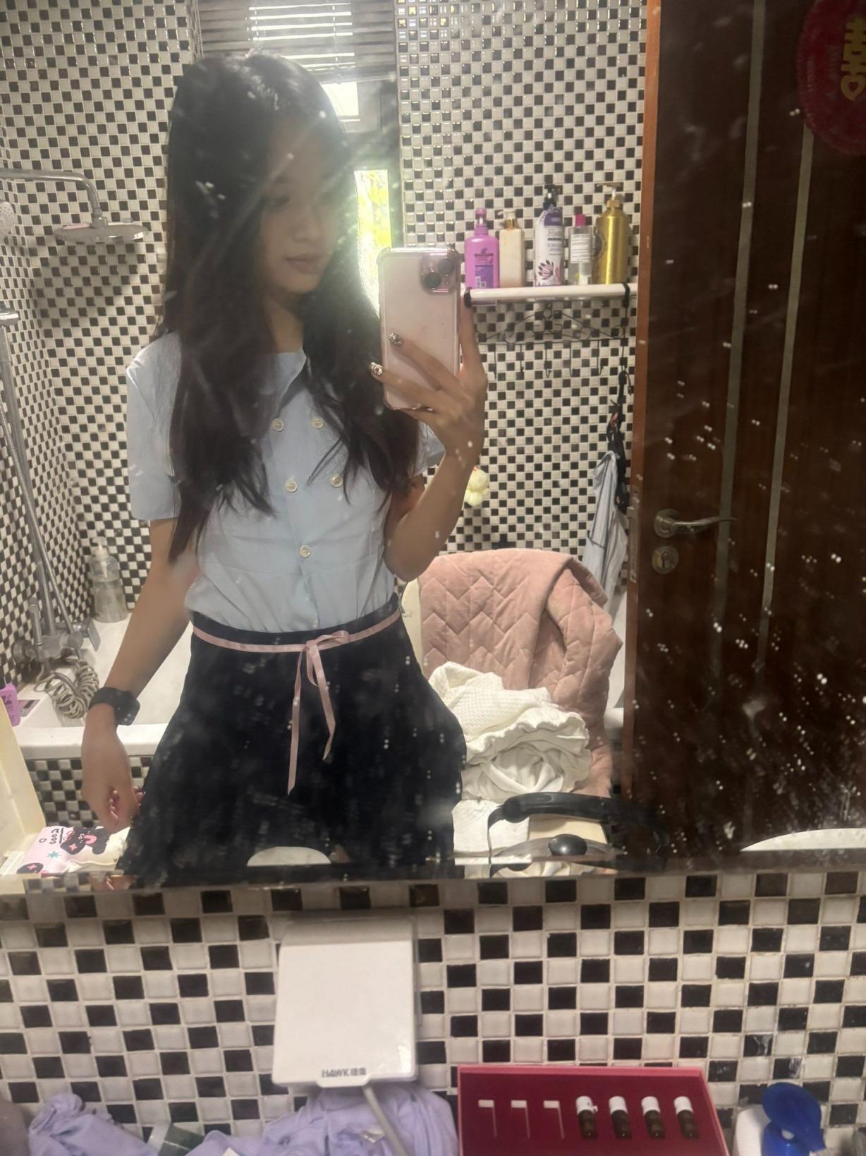 颜值不错的反差婊[28P]