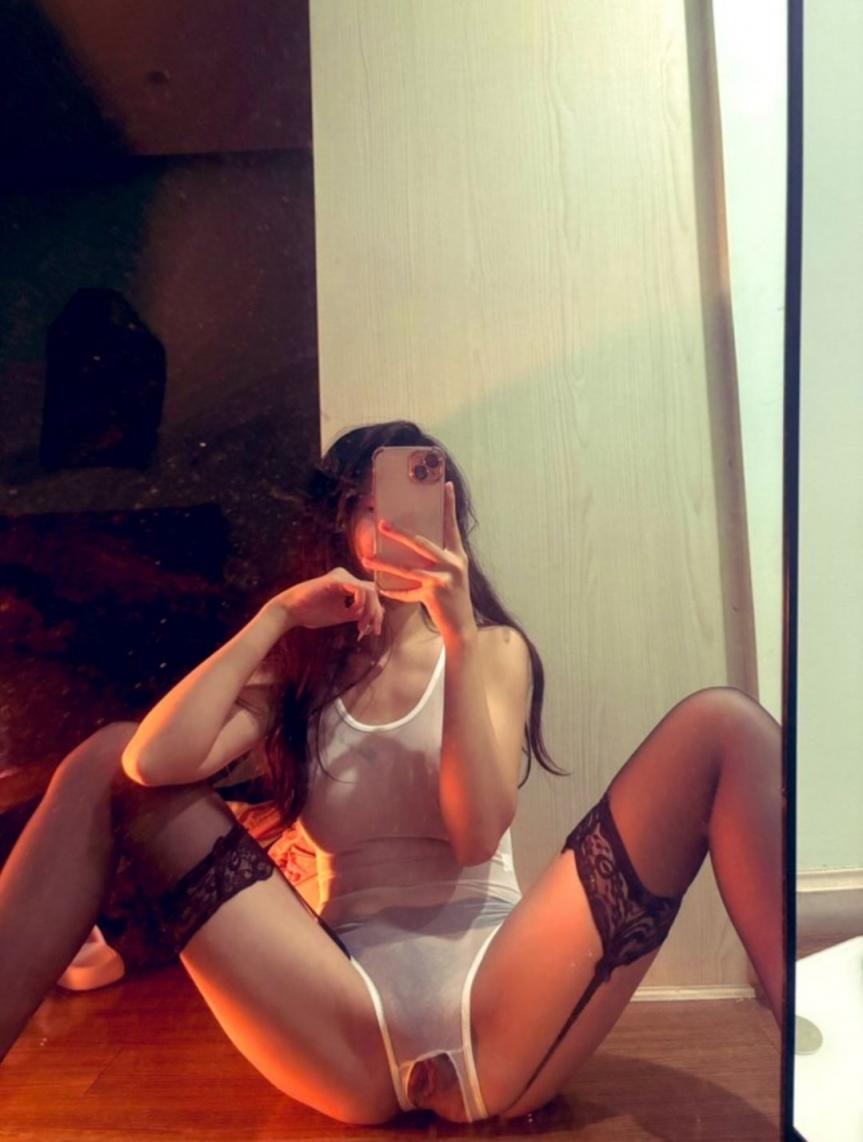 颜值不错的反差婊[28P]
