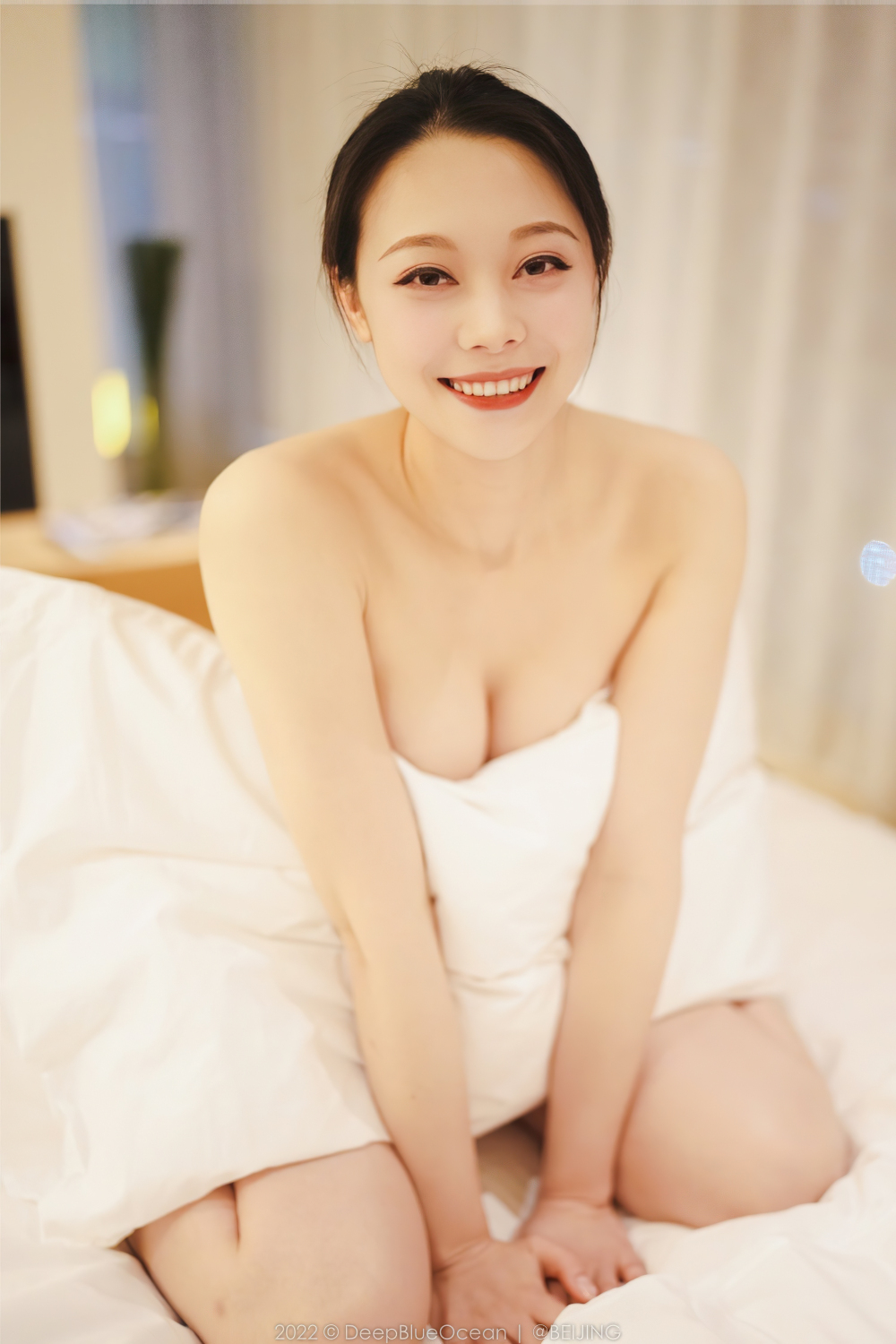 温柔白嫩性感撩人[28P]