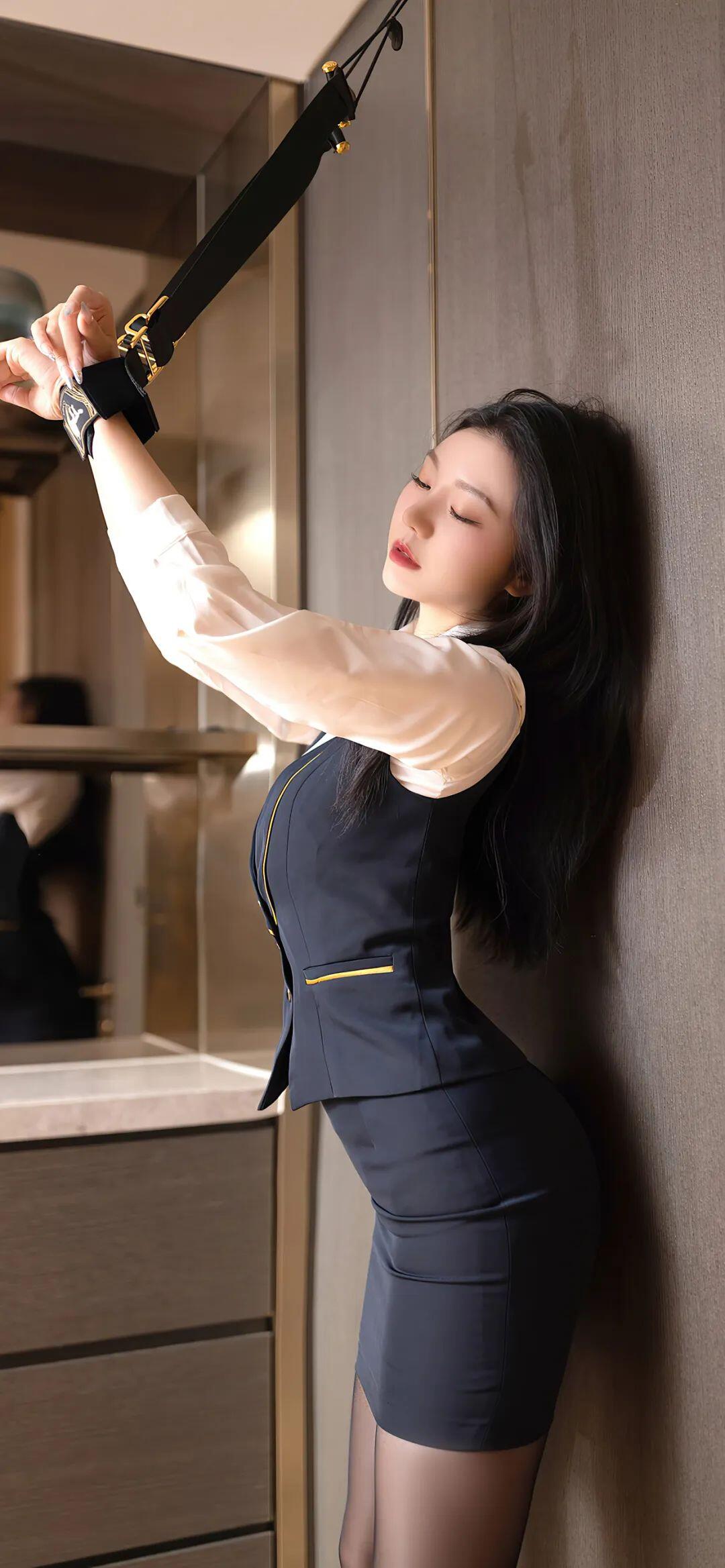 安然黑丝职业制服诱惑