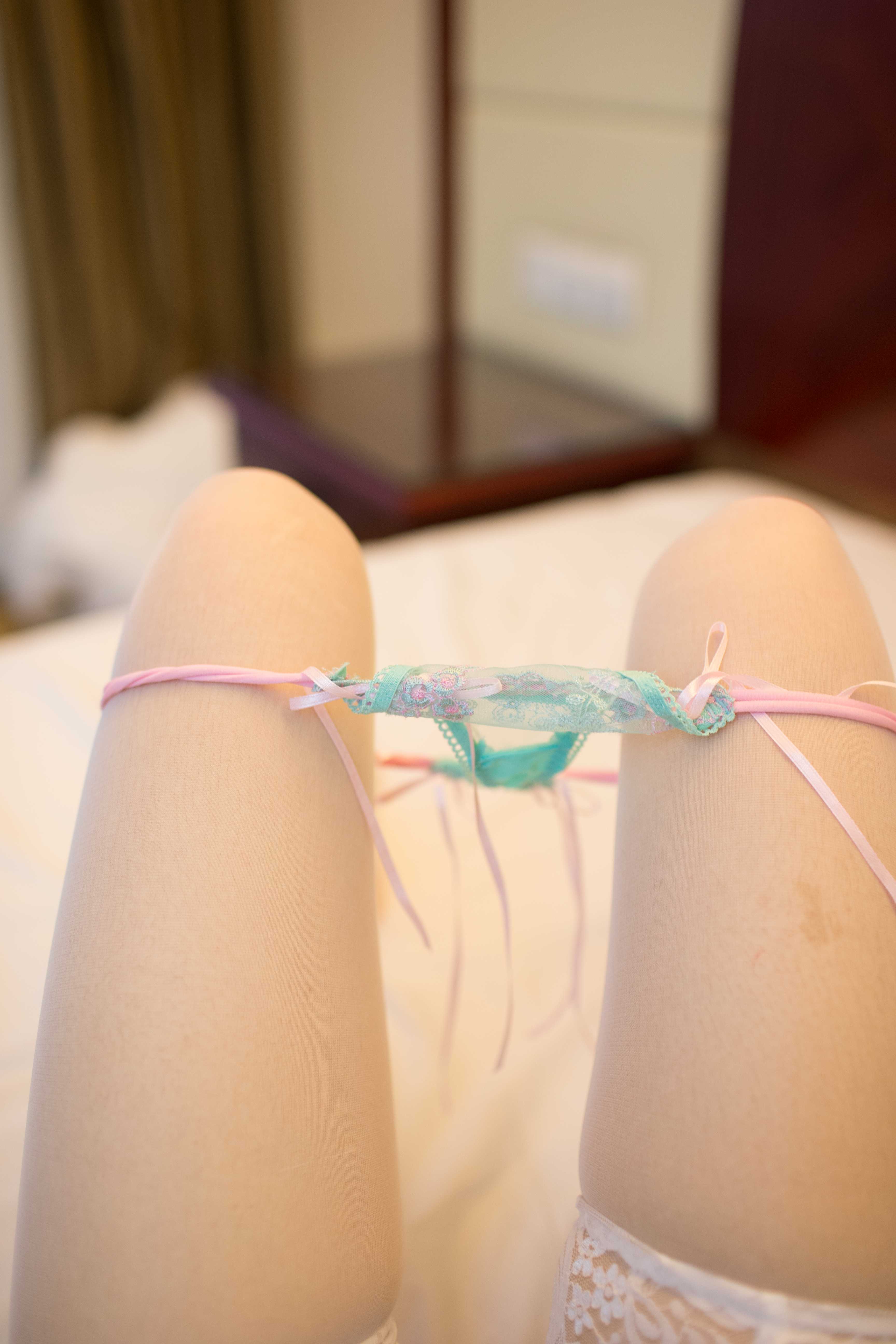 也是非常柔美的少妇