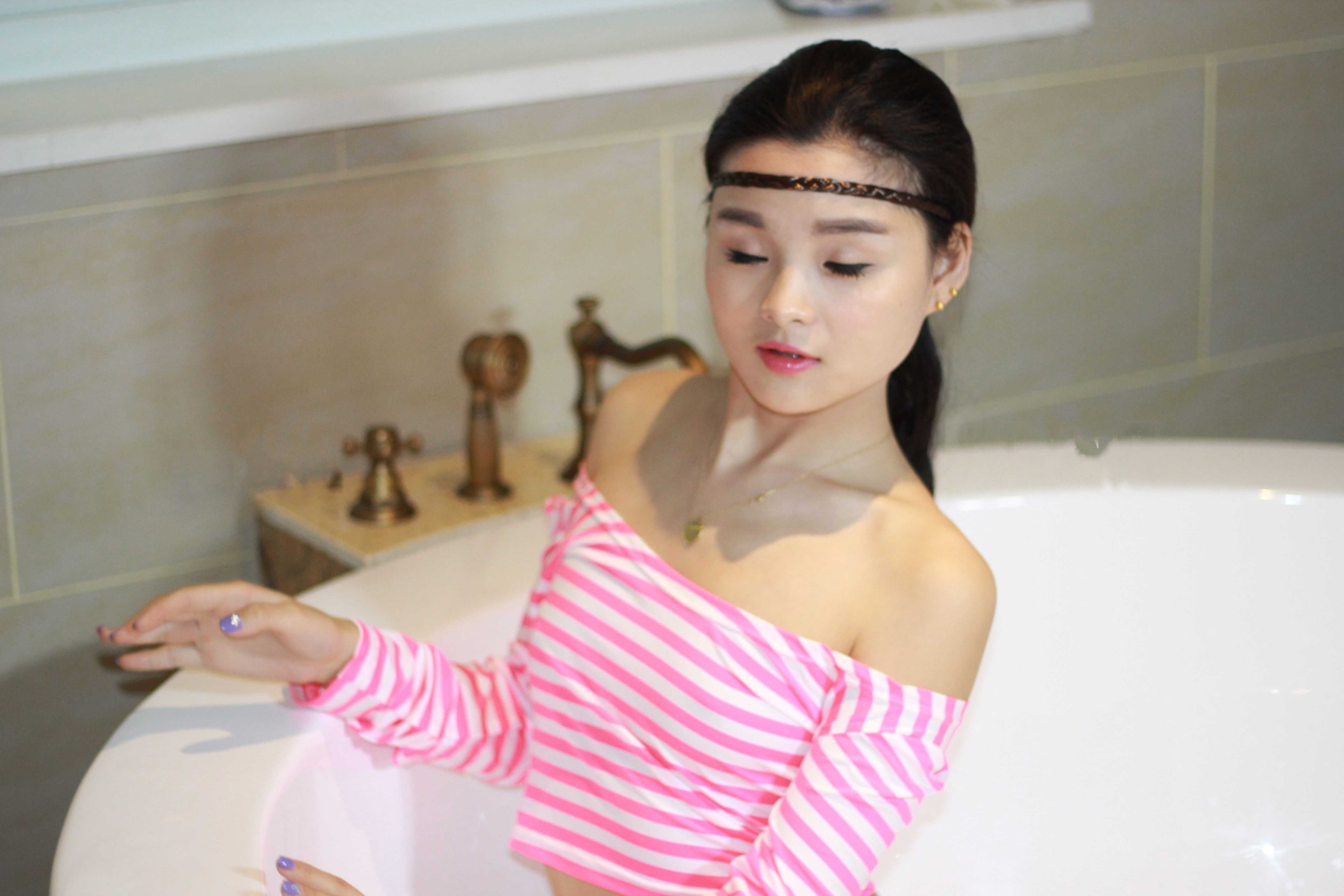 最喜欢这种可爱的小少妇