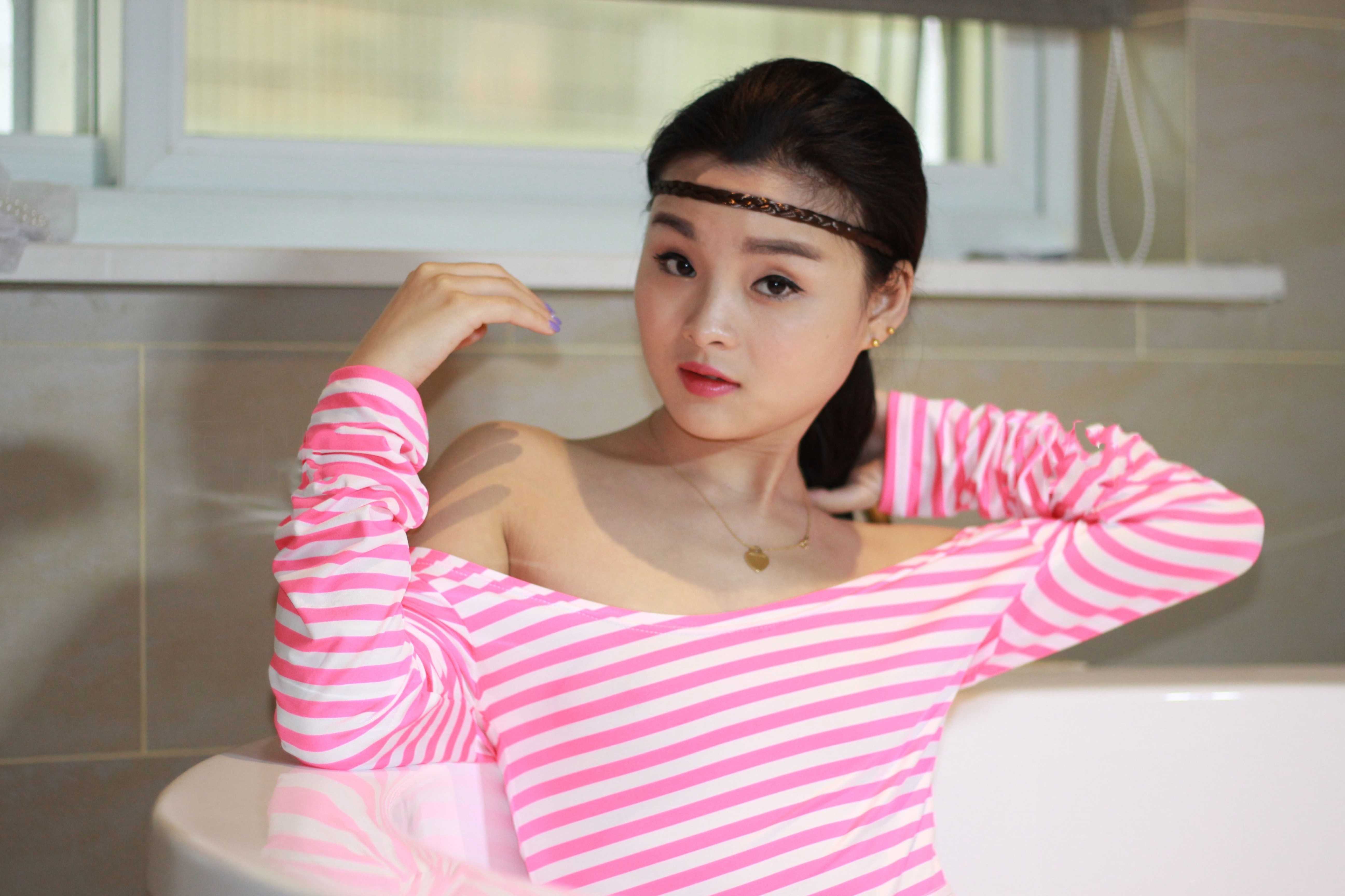 最喜欢这种可爱的小少妇