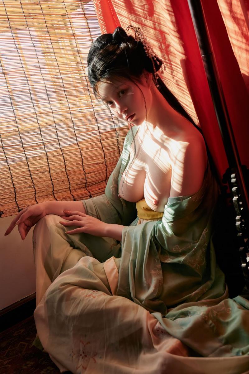 古装妹子极品圆润的美乳[39P]