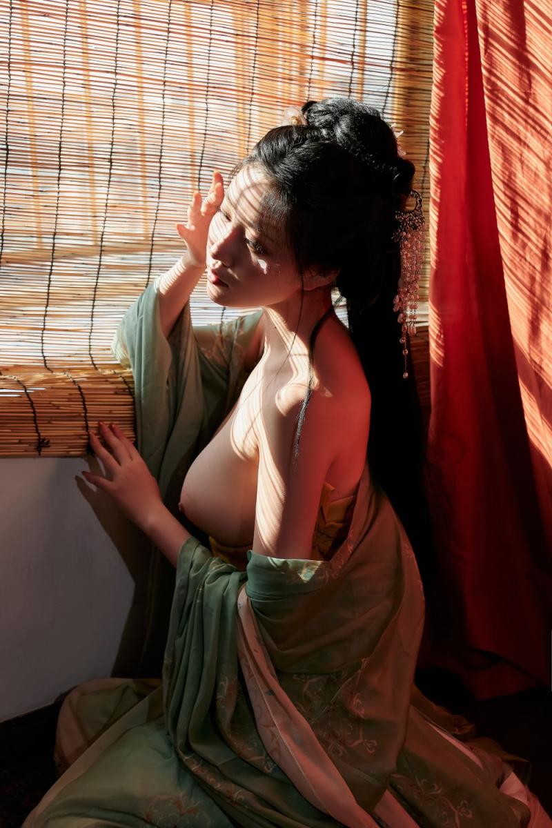 古装妹子极品圆润的美乳[39P]