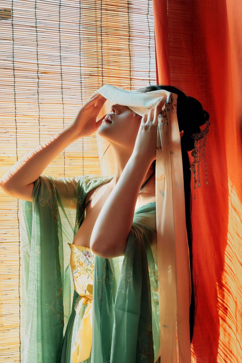 古装妹子极品圆润的美乳[39P]
