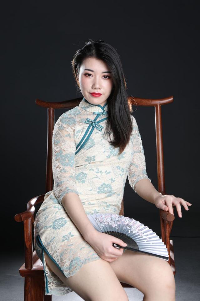 这旗袍妹子还真诱人呢[58P]