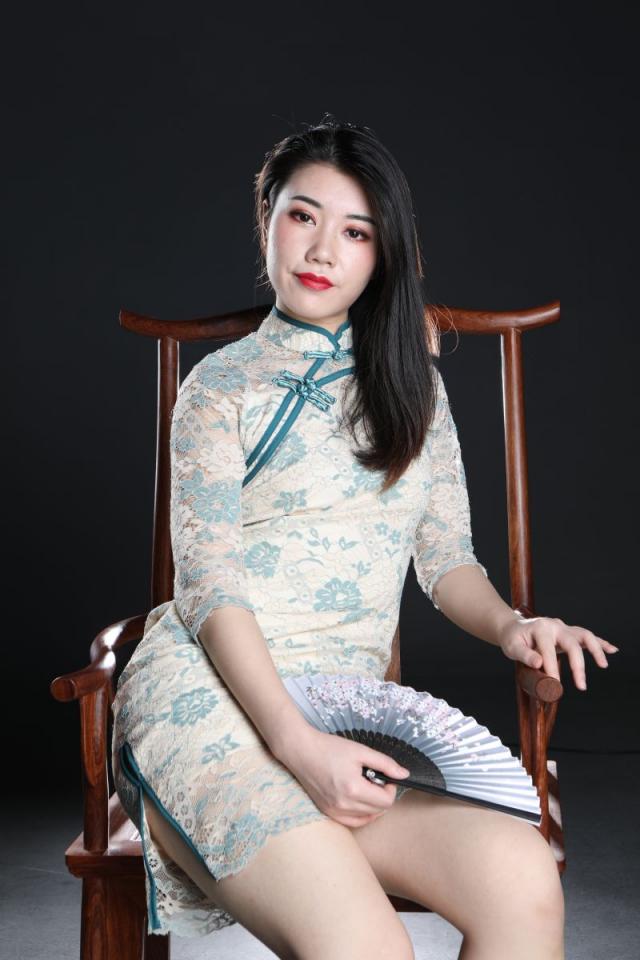这旗袍妹子还真诱人呢[58P]