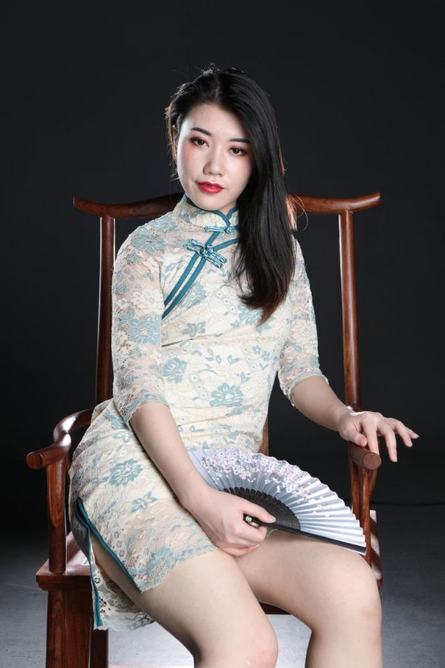这旗袍妹子还真诱人呢[58P]